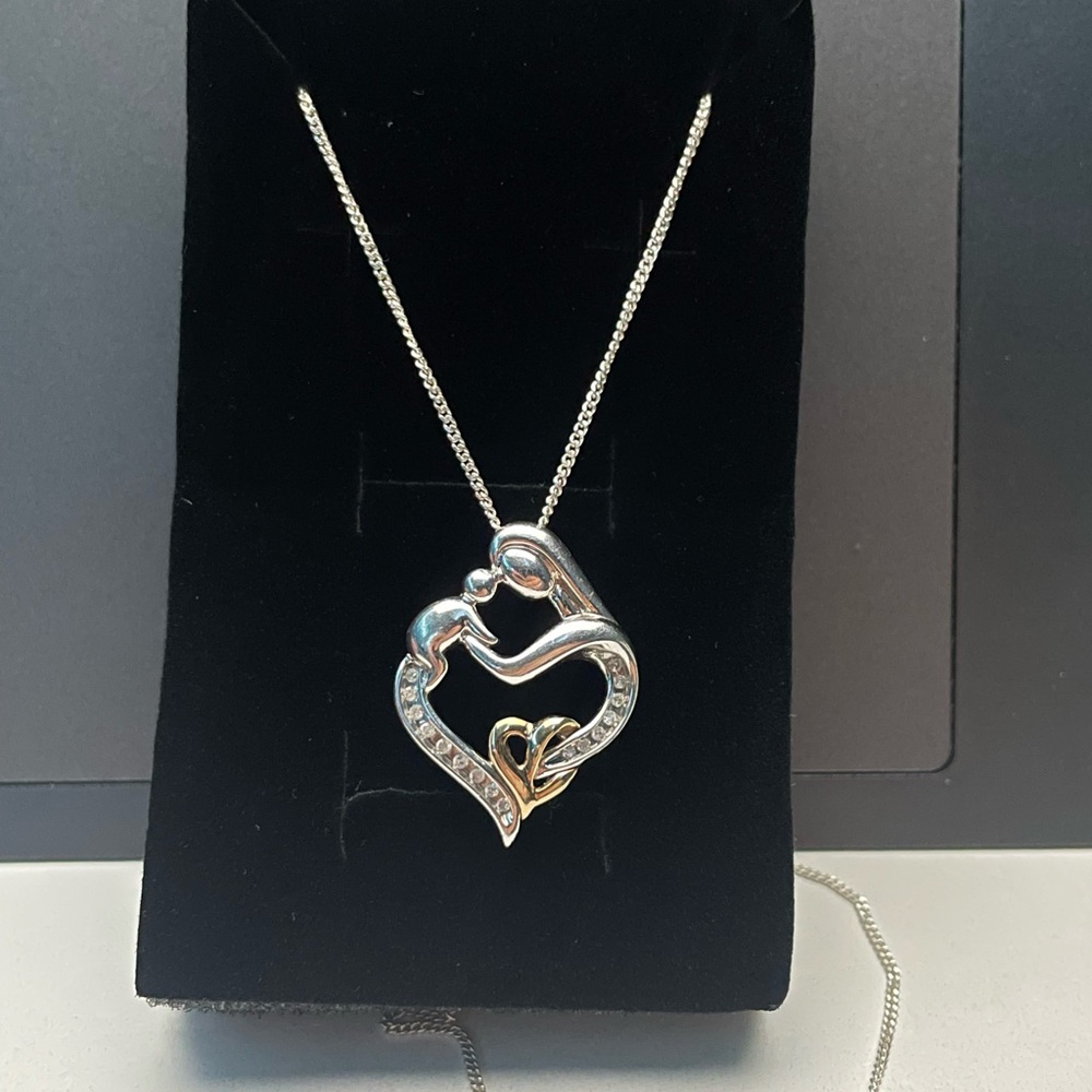 925 Silver Heart Mom and Child Pendant Necklace with 925/14k Gold heart
